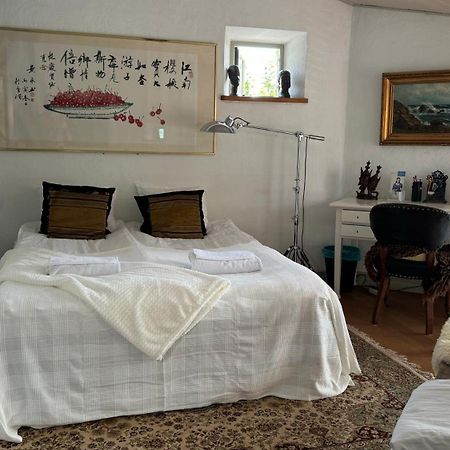 Modernt Hus Naera Stad Och Strand อึสตัด ภายนอก รูปภาพ