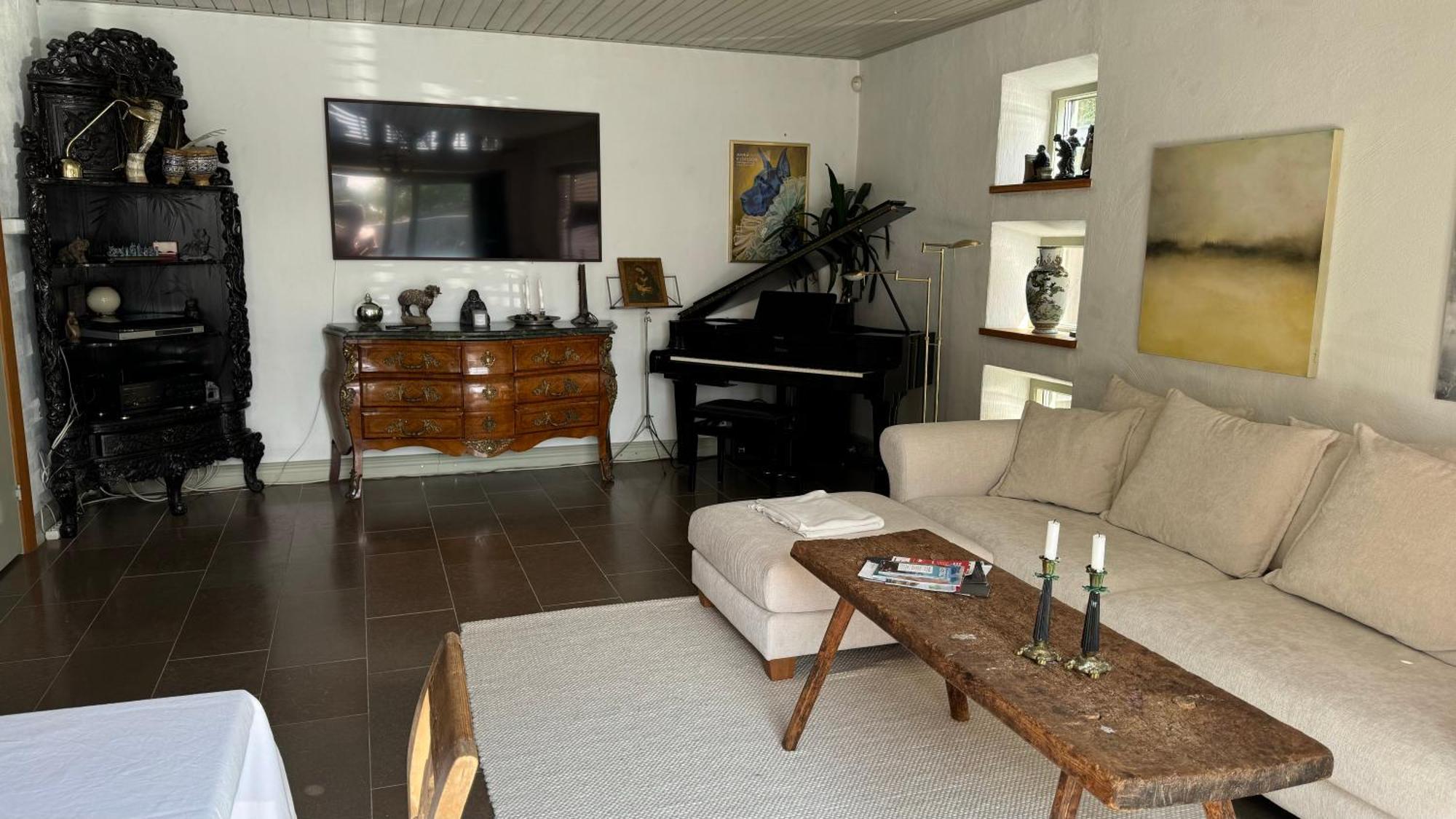 Modernt Hus Naera Stad Och Strand อึสตัด ภายนอก รูปภาพ